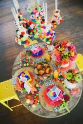 A Colourful Pom Pom Extravaganza (33)