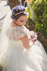 A Romantic Glass Chapel Ceremony (9)