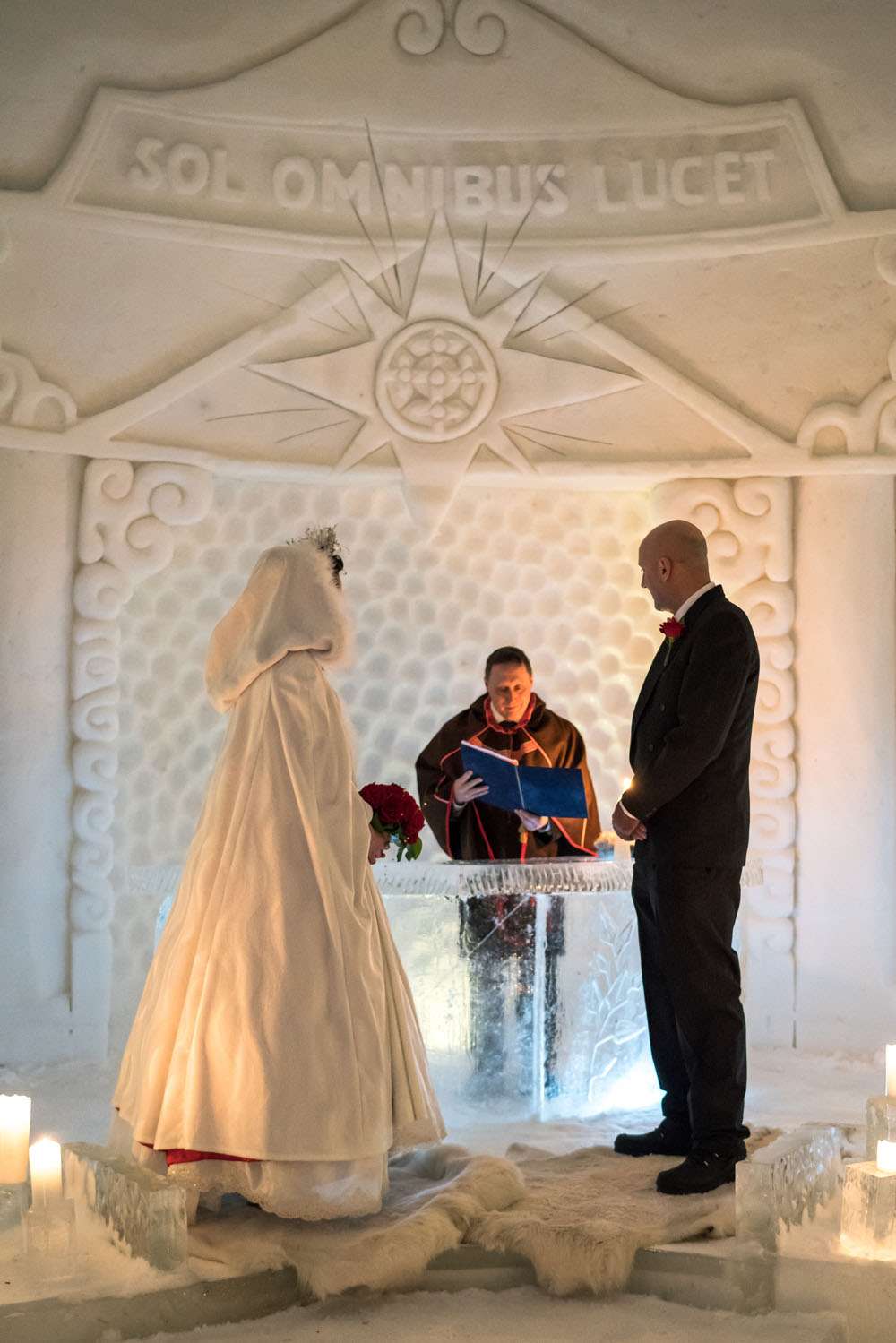 Lapland Wedding in an Ice Chapel (12)