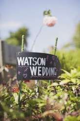 colourful hello kitty wedding in new zealand (3)