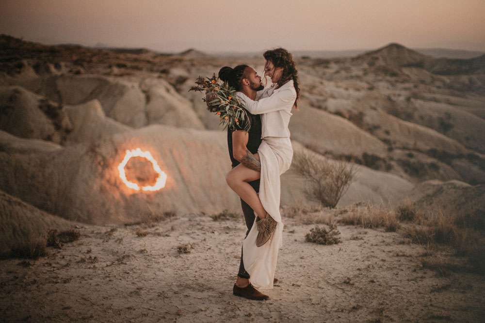 74_editorial_shooting_desert_pablolaguia_palomacruzeventos_davidrodriguez_makeupzonenet_otaduy_mustang