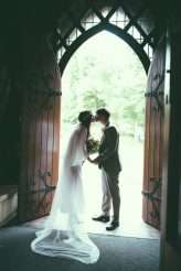 235-a-1960s-1970s-inspired-wedding-key-reflections