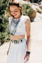 Heartfelt & Bohemian Joshua Tree Wedding (27)