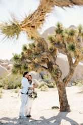 Heartfelt & Bohemian Joshua Tree Wedding (52)