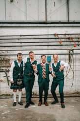 pink-flamingos-warehouse-wedding-54