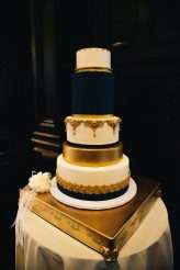 the-bride-in-a-the-red-cape-39