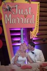 1950s-retro-tropical-kitsch-wedding-42