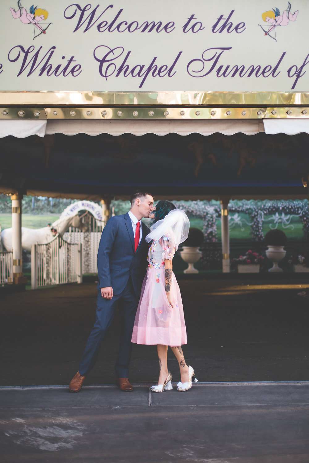 a-colourful-vegas-elopement-with-the-bride-in-a-pink-dress-20