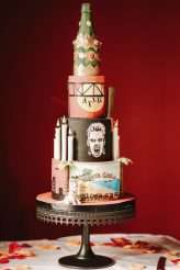 travel-culture-and-love-wedding-with-a-lost-boys-cake-22