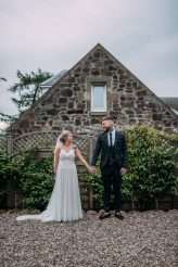 laidback-restaurant-wedding-with-35-guests-54