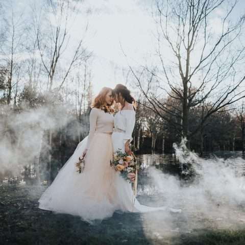 light-vs-dark-a-pre-raphaelite-inspired-same-sex-wedding-shoot-34