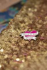 married-by-batman-in-a-kitschy-1950s-comics-collectables-wedding-43