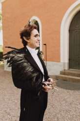 dark-fairytale-wedding-15