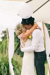 yellow-white-lavender-beach-wedding-in-sydney-11