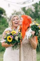 yellow-white-lavender-beach-wedding-in-sydney-18