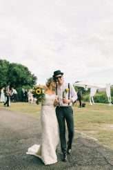 yellow-white-lavender-beach-wedding-in-sydney-19