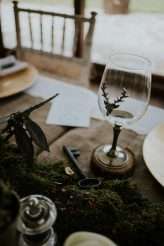 boho-inspired-shakespearean-wedding-in-a-cave-18