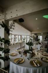 boho-inspired-shakespearean-wedding-in-a-cave-27