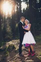 comfortable-and-colourful-czech-republic-wedding-28