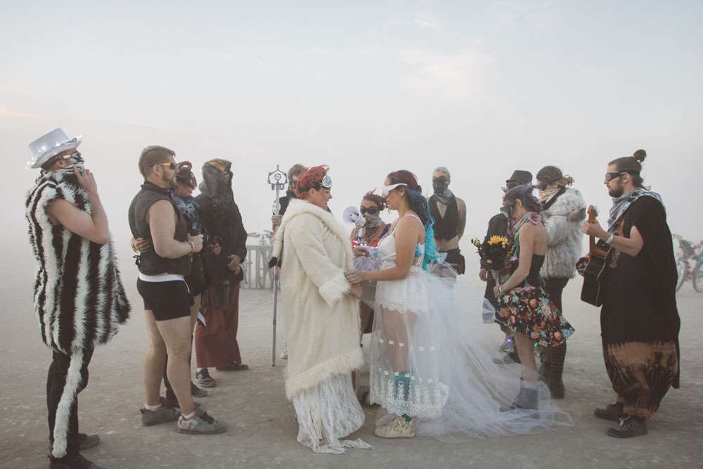 Disco Jelly Car Wedding at Burning Man (16)