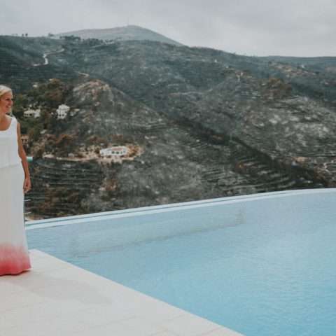Chilled Beach Wedding Inspired by Bougenvillia (9)