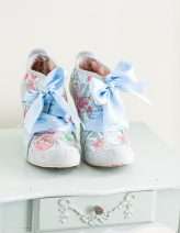 Regal & Aristocratic ‘Lord and Lady of the Manor’ Wedding (1)