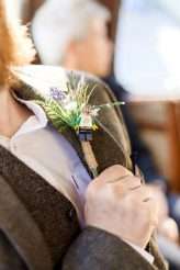 DIY Wedding in their Own Back Garden (9)