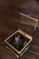 View More: http://suzygoodrick.pass.us/icehouse-vow-renewal