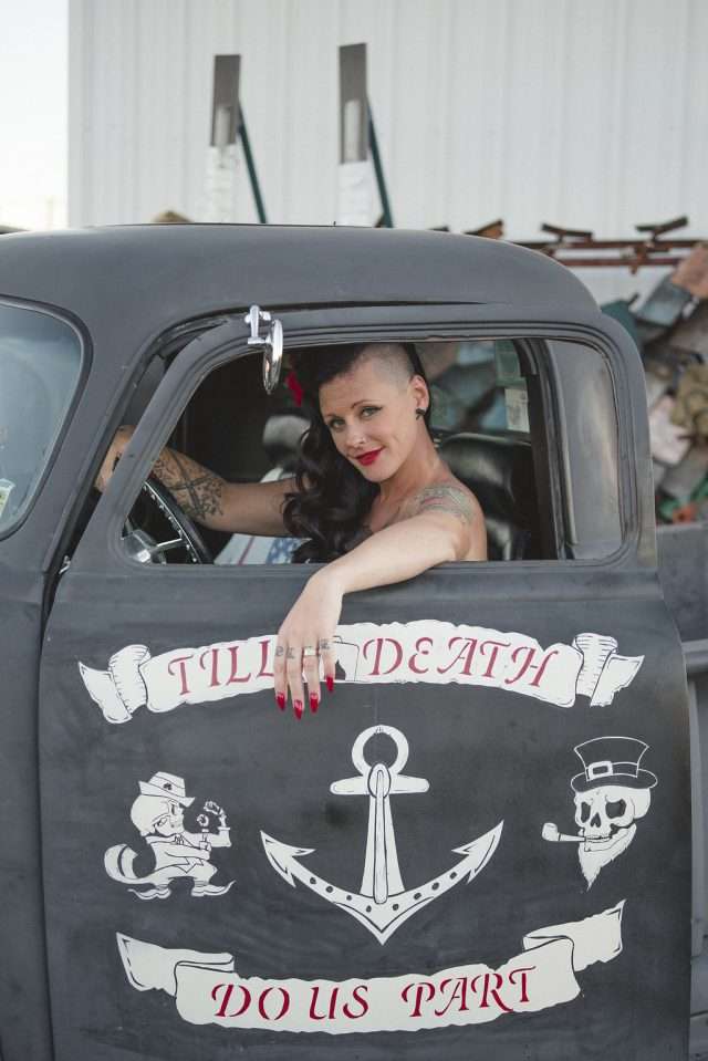 Rockabilly Wedding with Hot Rods and Rock n Roll! (33)