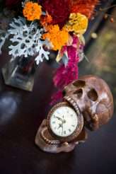 Romantic Memento Mori & Skull Wedding (28)