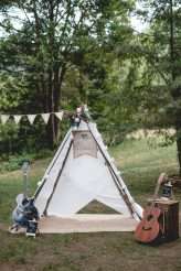 Music-Focused Wedding in Spain with a Bohemian Vibe (21)