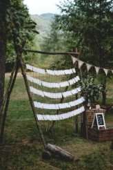 Music-Focused Wedding in Spain with a Bohemian Vibe (25)