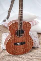 Music-Focused Wedding in Spain with a Bohemian Vibe (78)