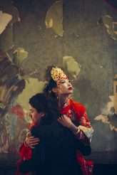 High Fashion Chinese vs Western Wedding Shoot (14)