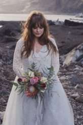 Private Elopement in Iceland Chasing Aurora Borealis (21)