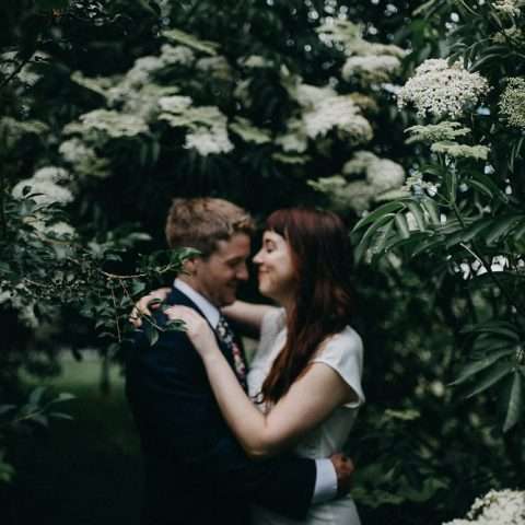 Super Chilled Backyard Farm Wedding (18)