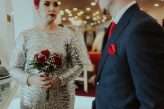 A December Vegas Elopement with a Glittery Sequin Dress (11)