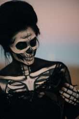 A Skeleton’s (Not So) Bridal Shoot (15)