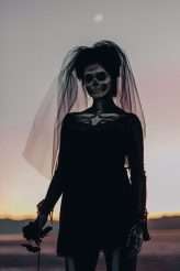 A Skeleton’s (Not So) Bridal Shoot (24)