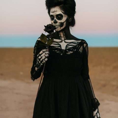 A Skeleton’s (Not So) Bridal Shoot (5)