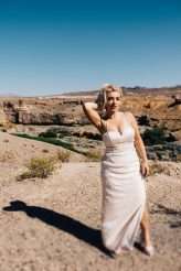 Sunset Photos, Hot Dogs & The Oldest Bar in Vegas A Relaxed Old School Las Vegas Wedding (10)