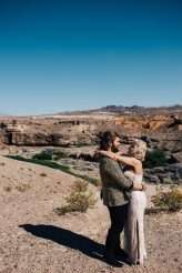 Sunset Photos, Hot Dogs & The Oldest Bar in Vegas A Relaxed Old School Las Vegas Wedding (2)