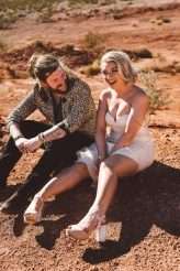 Sunset Photos, Hot Dogs & The Oldest Bar in Vegas A Relaxed Old School Las Vegas Wedding (26)