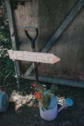 Super Chilled Swedish & British Backyard Wedding (32)