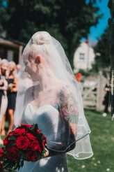 Super Chilled Swedish & British Backyard Wedding (38)