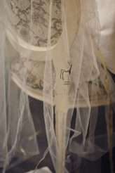 Ethereal, Dark and Romantic Wedding in Prague (32)