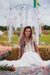 Mini-Glastonbury Bohemian Festival Wedding (49)