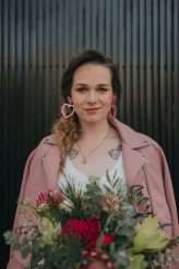 Eclectic & Relaxed Vegan Pub Party Wedding (30)