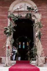 Tuscan Pool Party Wedding With Frida Kahlo Bride & All the Guests in White (18)