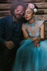 Tuscan Pool Party Wedding With Frida Kahlo Bride & All the Guests in White (50)